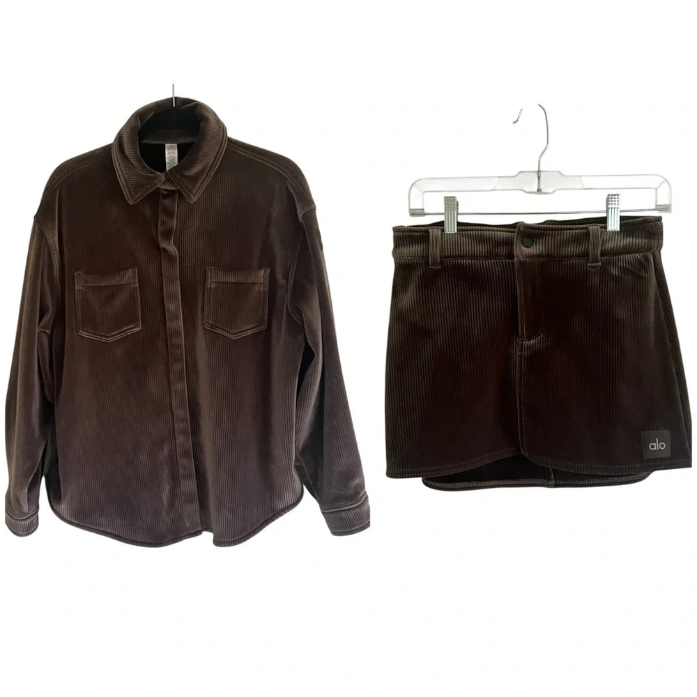 Alo Yoga Ribbed Velour Baller Mini Skirt & Mountain Side Shacket in Macchiato